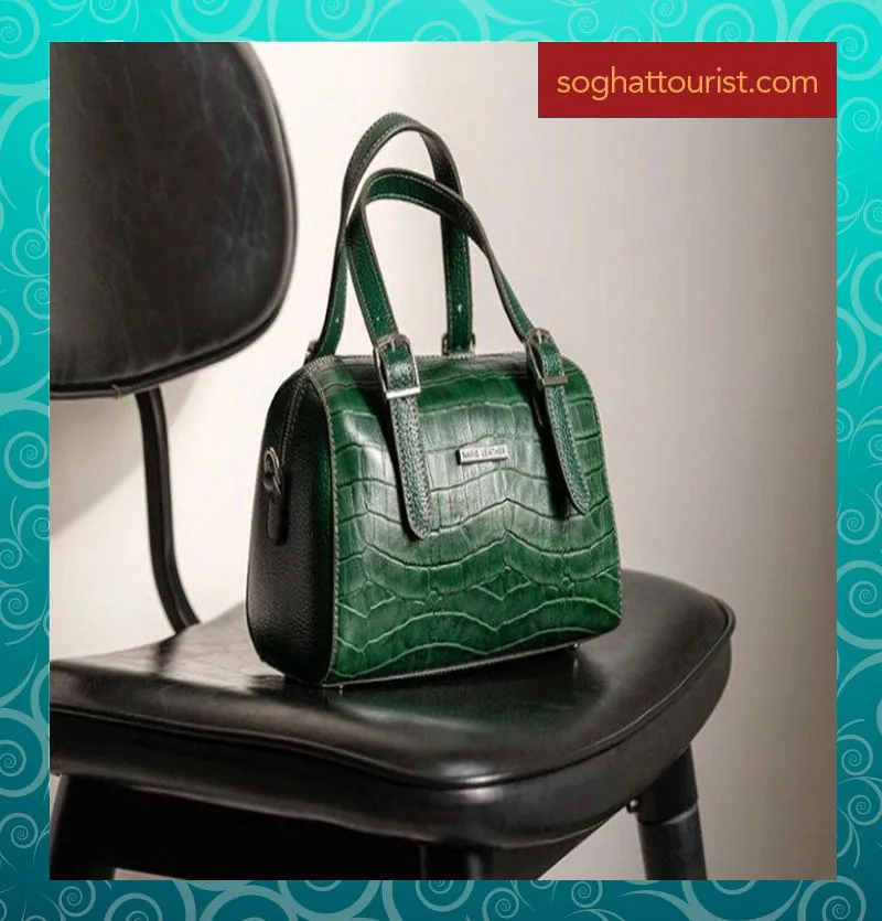 کیف صندوقی چرم گاوی