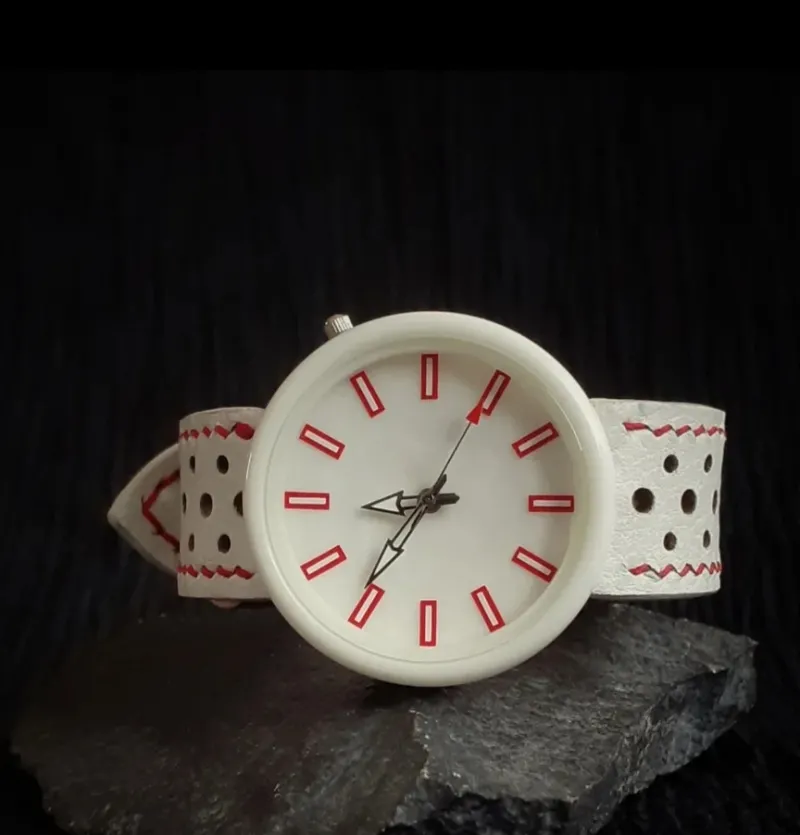 ساعت مچی زیبا