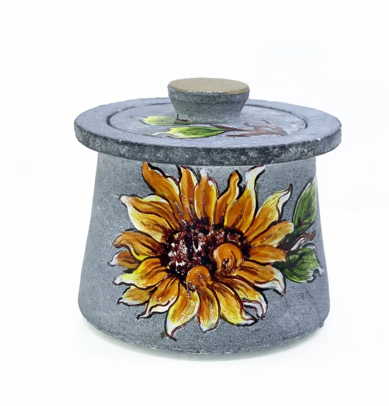 دیگچه سنگی طرح آفتابگردان