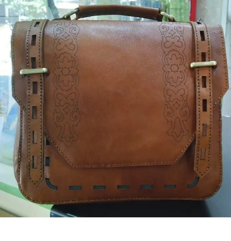 کیف دوشی چرم گاوی هورس